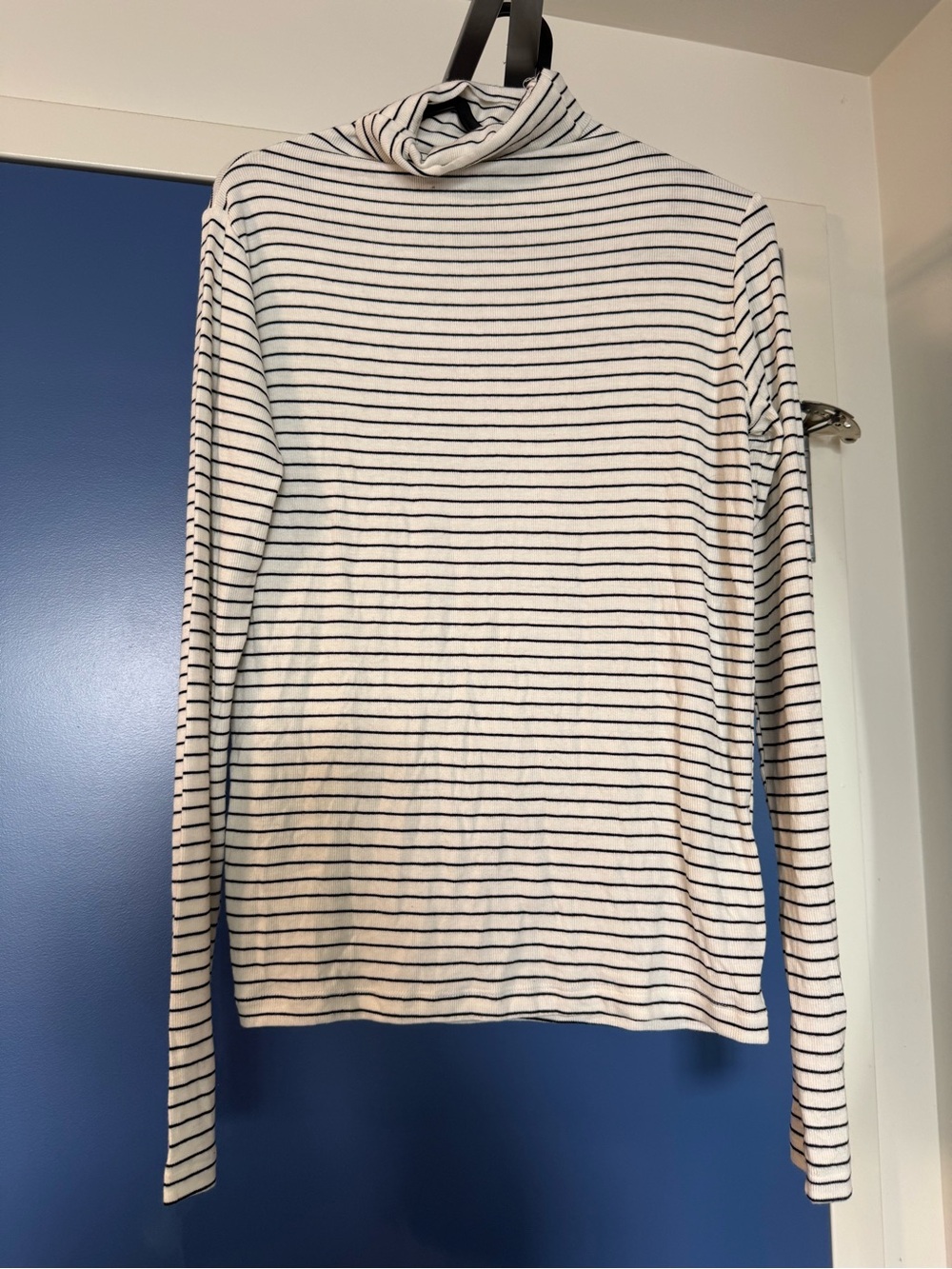 Oak + Fort Striped Long-Sleeve Turtleneck Shirt - White/Black